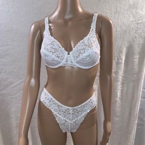 BARBARA PARIS intimates 2 pieces size 34 C, 3